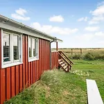 Mortensen - 350m From The Sea By Interhome Lakolk