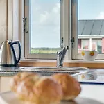 Vakantiehuis Mortensen - 350m From The Sea By Interhome