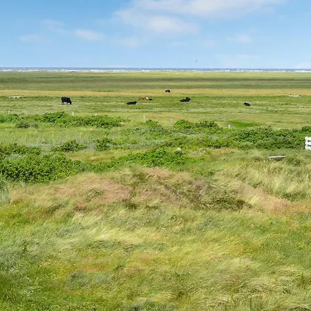 Mortensen - 350m From The Sea By Interhome Lakolk