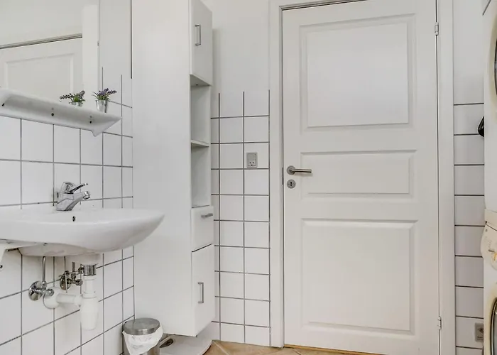 Holiday home Mortensen - 350m From The Sea By Interhome